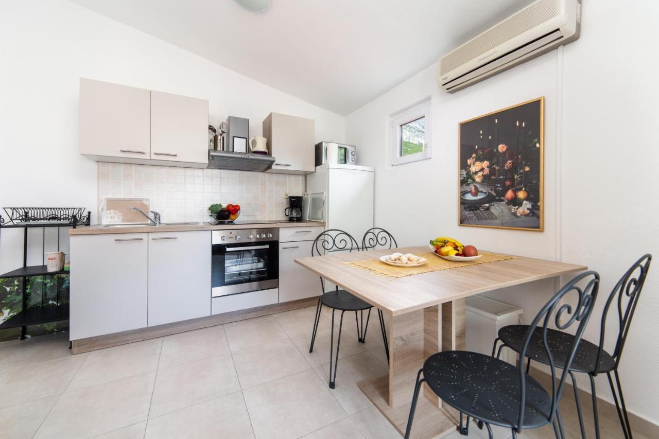 Apartments Divna บาชกาโวดา ภายนอก รูปภาพ